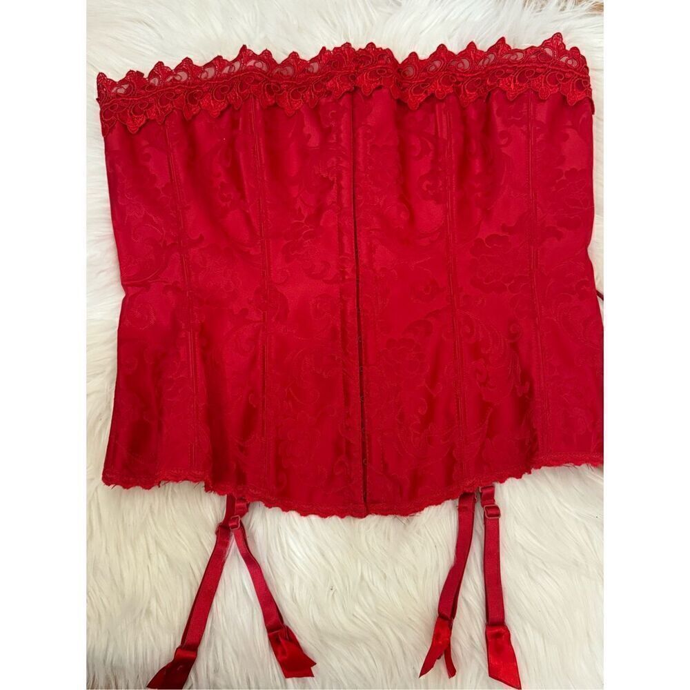 Frederick’s of Hollywood Red Lace Dream Underbust Corset 38